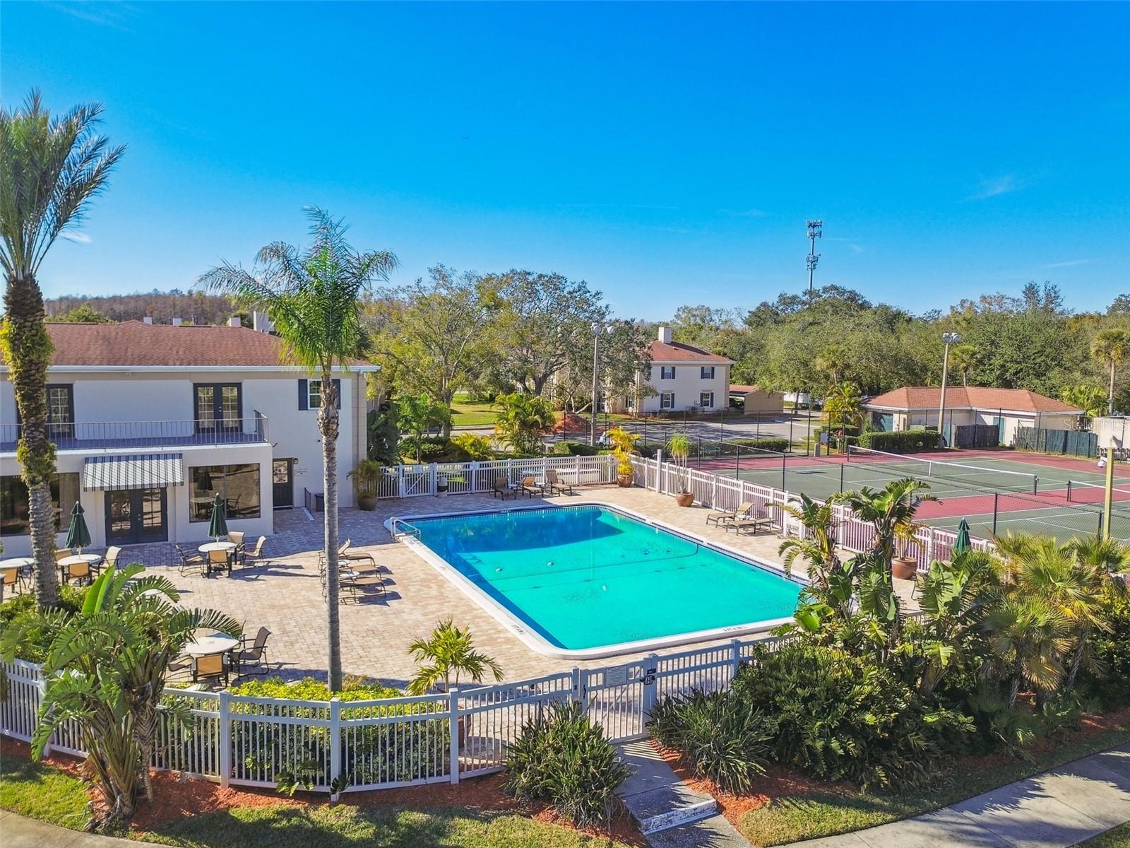 THE GRAND AT OLDE CARROLLWOOD - Residential