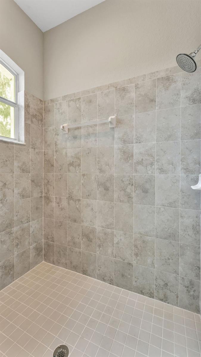 ESTATES/ENGLISH CRK - Residential