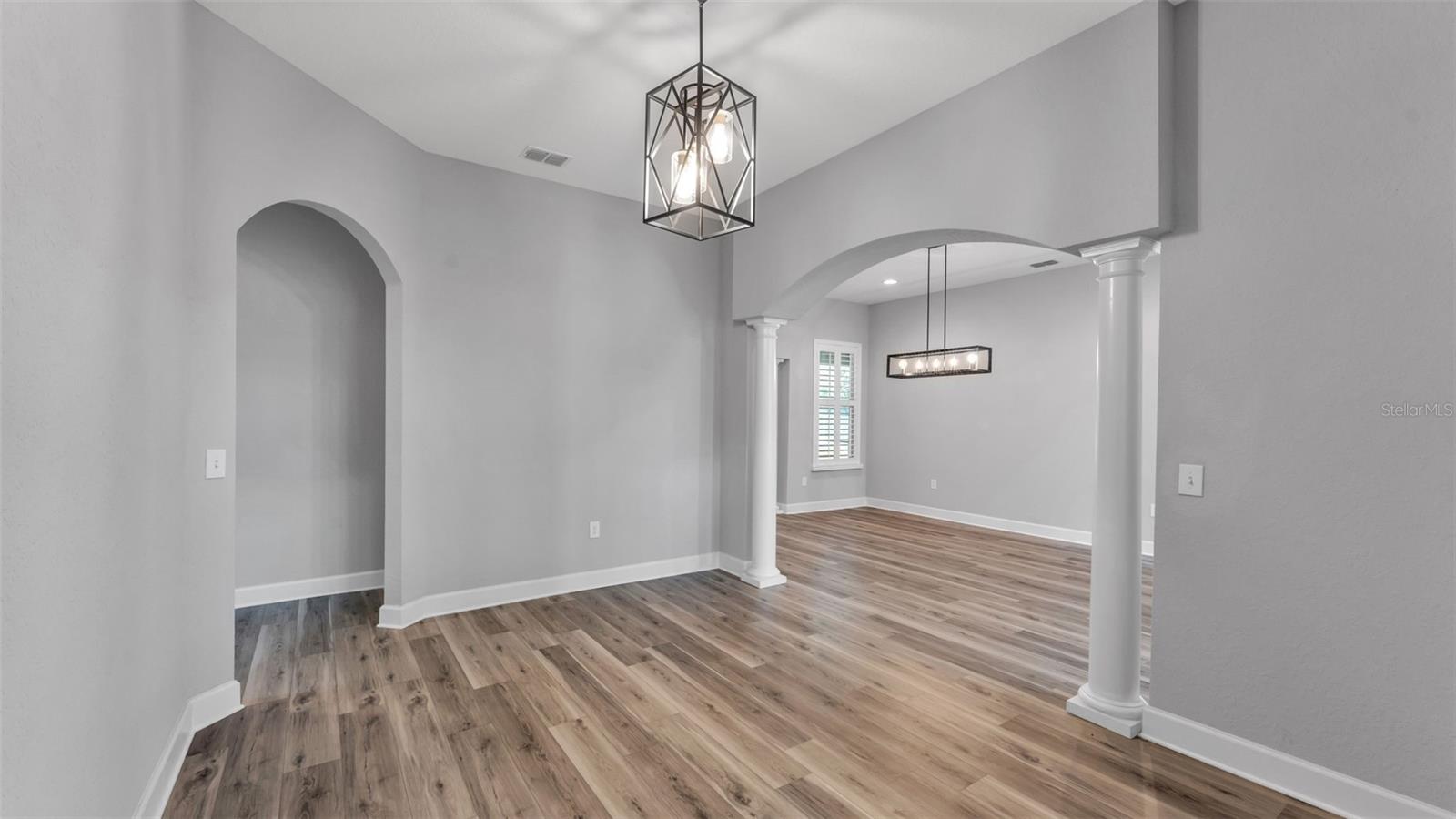 ESTATES/ENGLISH CRK - Residential