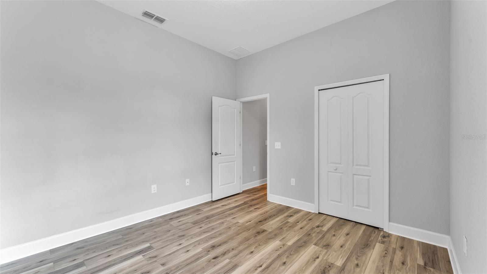 ESTATES/ENGLISH CRK - Residential