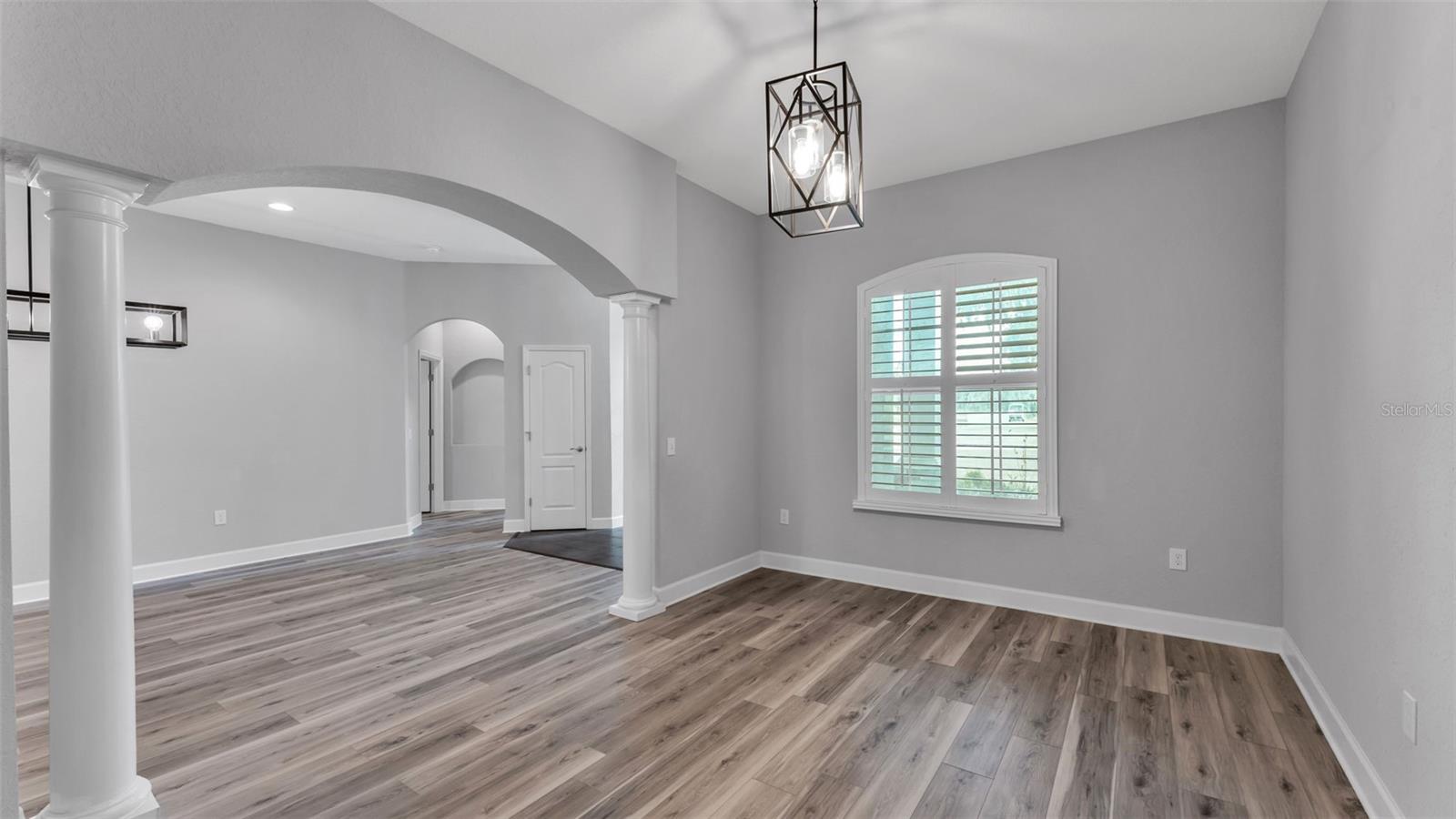 ESTATES/ENGLISH CRK - Residential