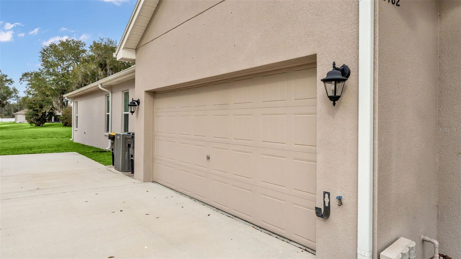 ESTATES/ENGLISH CRK - Residential