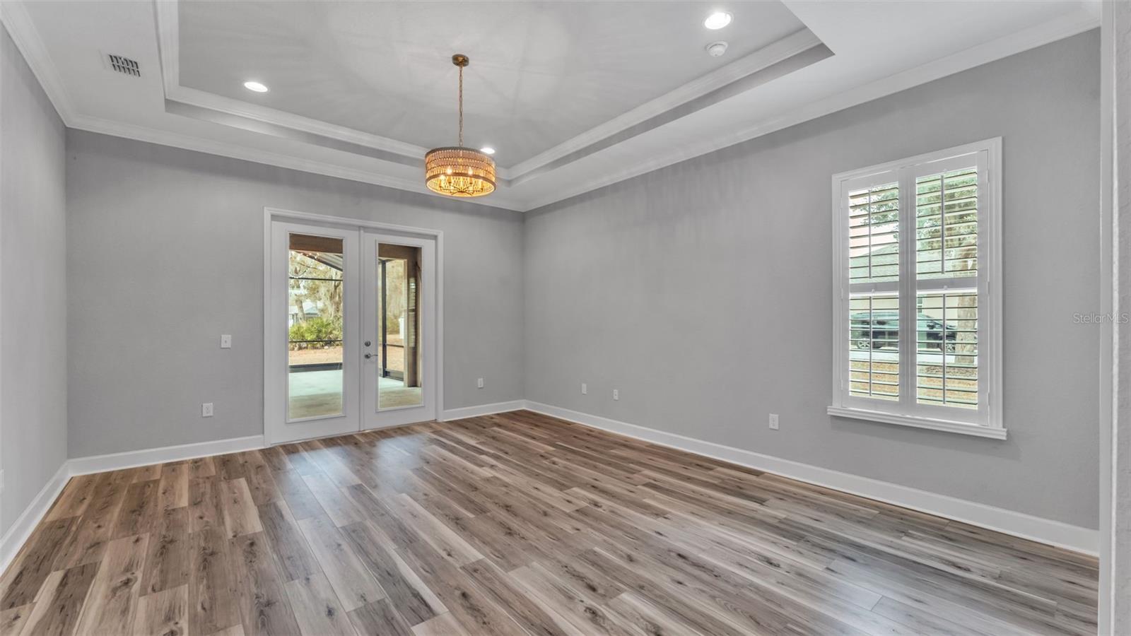 ESTATES/ENGLISH CRK - Residential