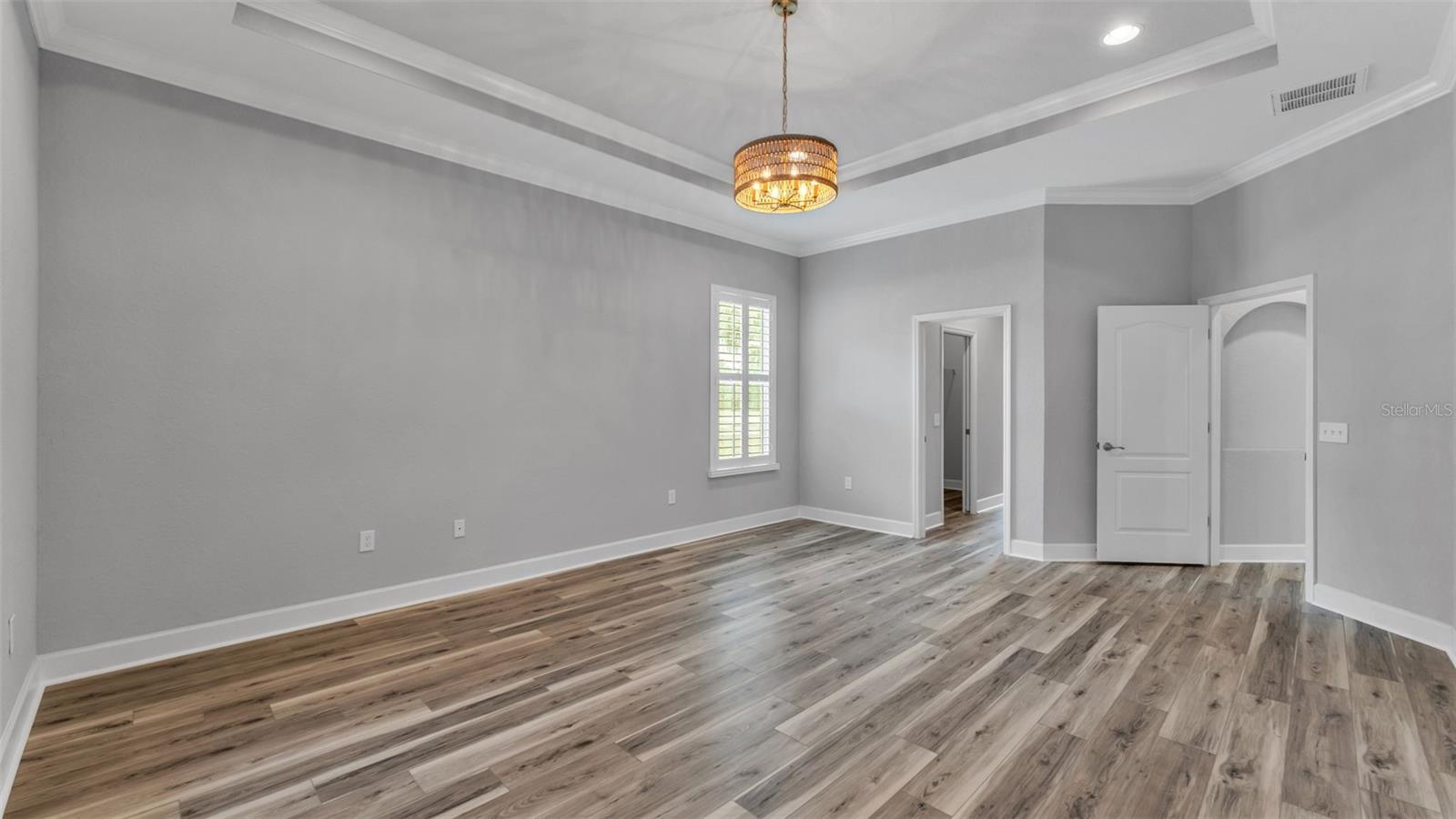 ESTATES/ENGLISH CRK - Residential