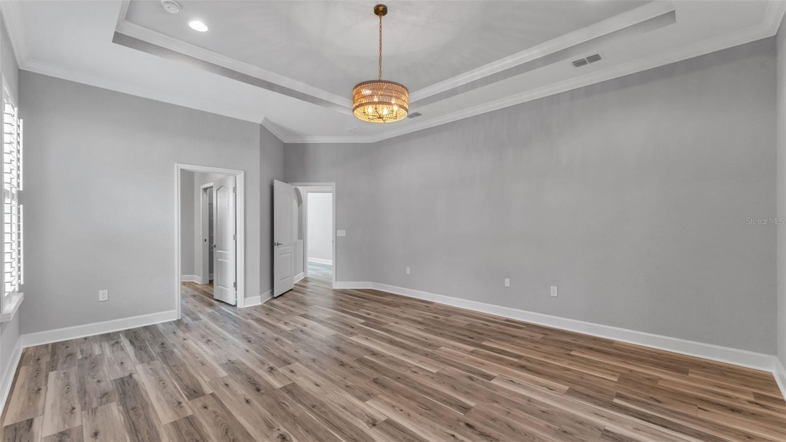 ESTATES/ENGLISH CRK - Residential