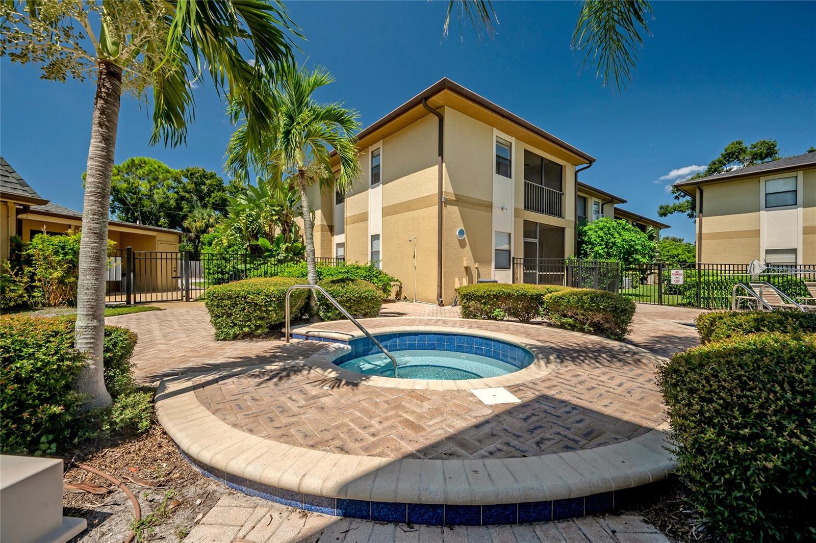 BELLA VISTA ON LAKE - Residential Lease