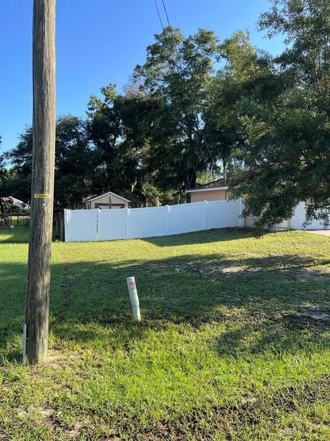 A home in SUMMERFIELD