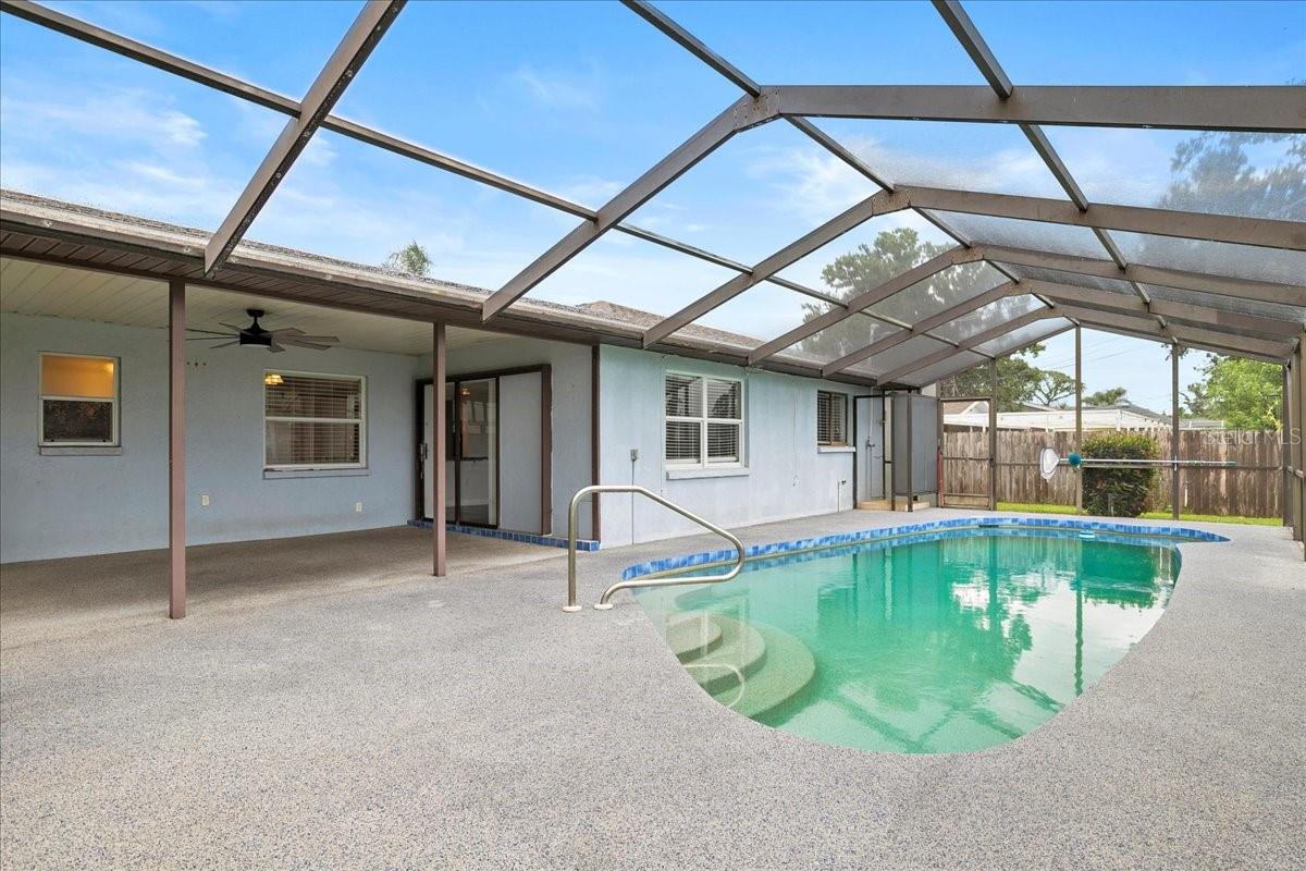 572 DARWIN ROAD