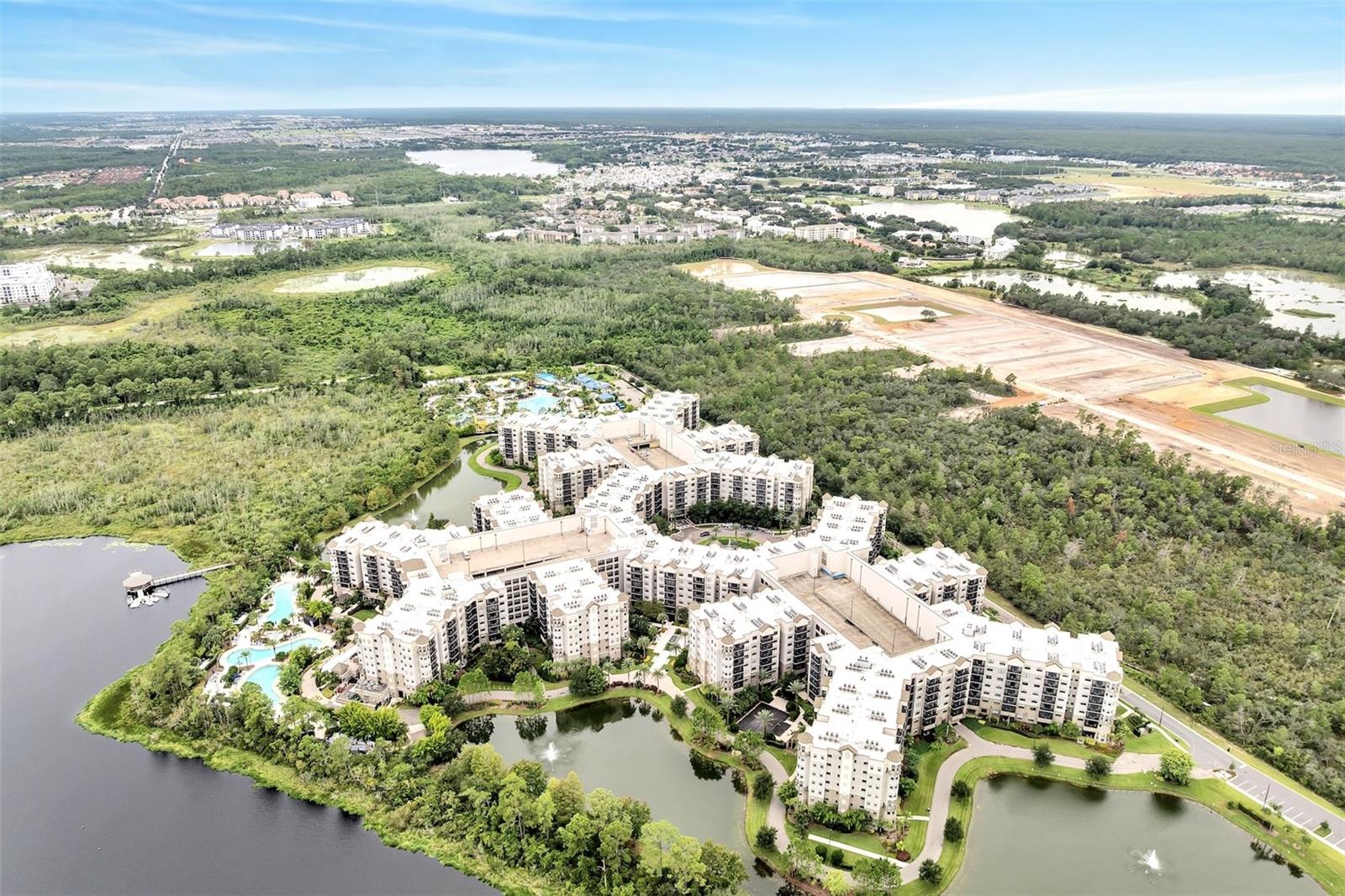 GROVE RESIDENCE & SPA HOTEL CONDO II - Residential