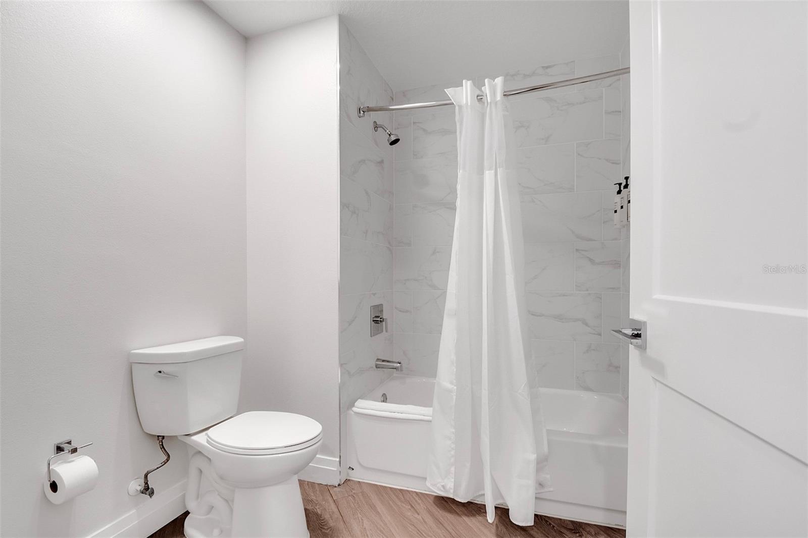 GROVE RESIDENCE & SPA HOTEL CONDO II - Residential