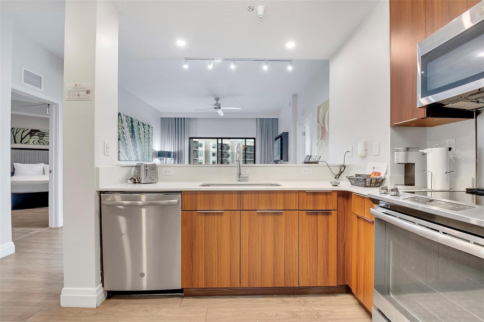 GROVE RESIDENCE & SPA HOTEL CONDO II - Residential