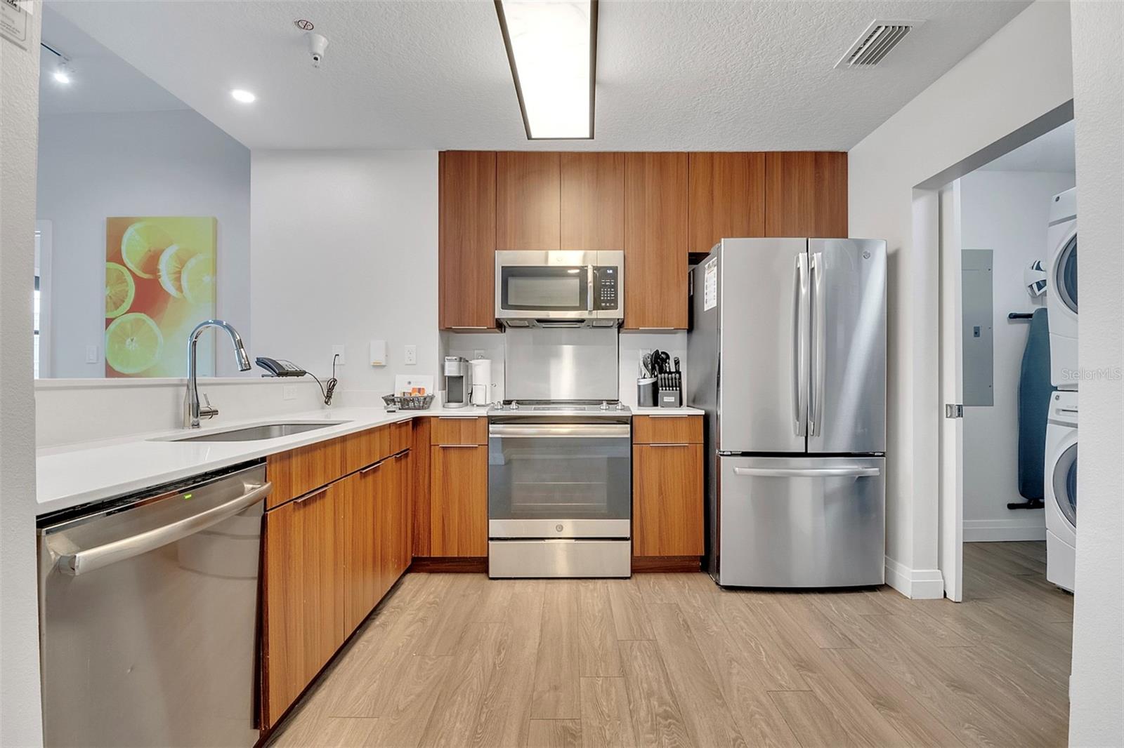 GROVE RESIDENCE & SPA HOTEL CONDO II - Residential