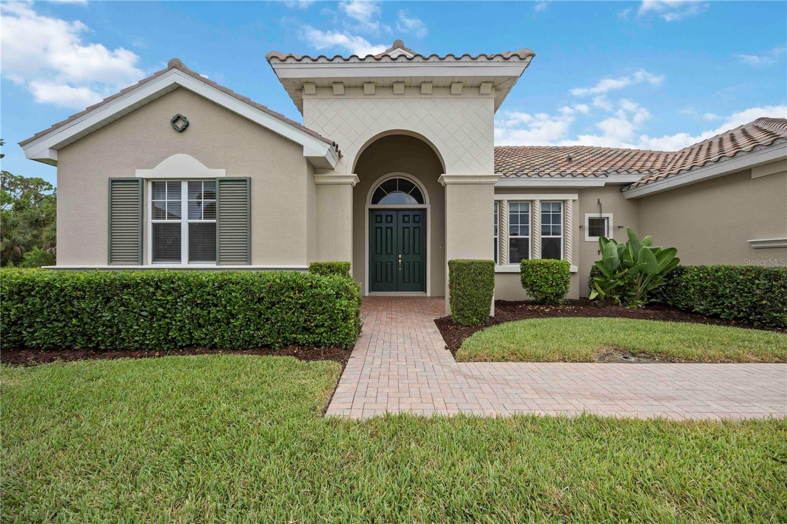 110 VICENZA WAY