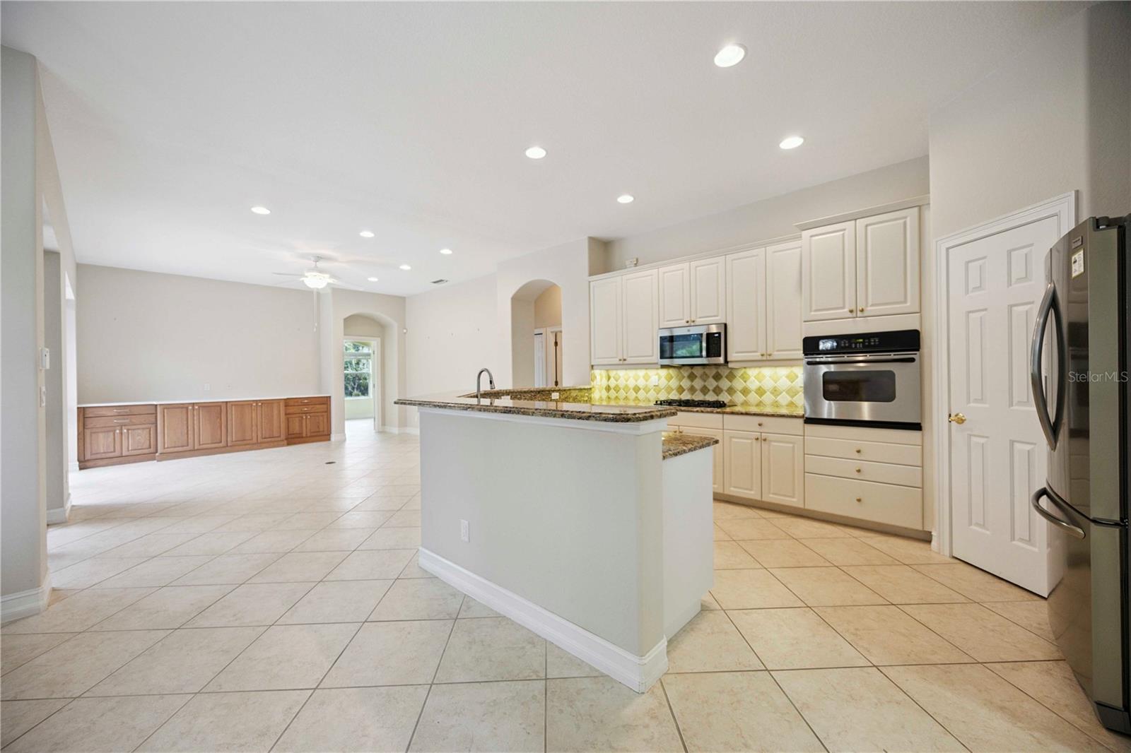 VENETIAN GOLF & RIVER CLUB - Residential