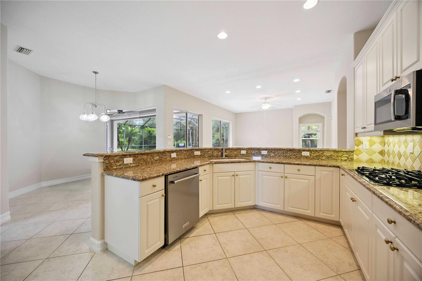 VENETIAN GOLF & RIVER CLUB - Residential