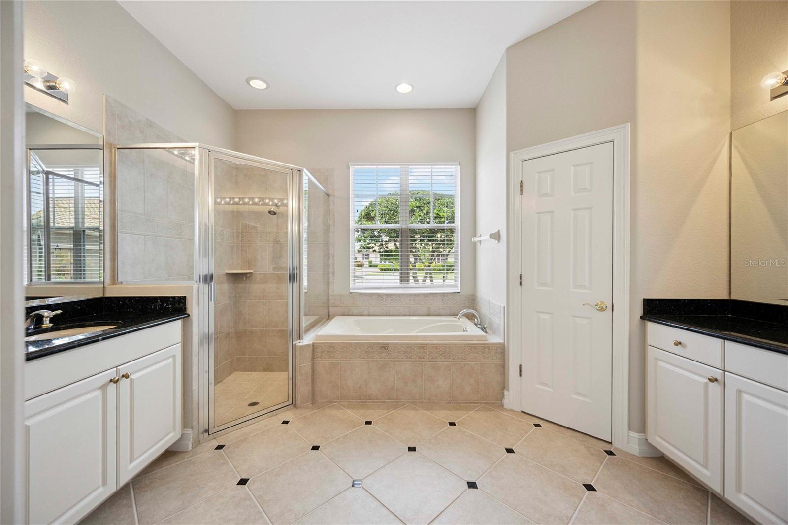 VENETIAN GOLF & RIVER CLUB - Residential
