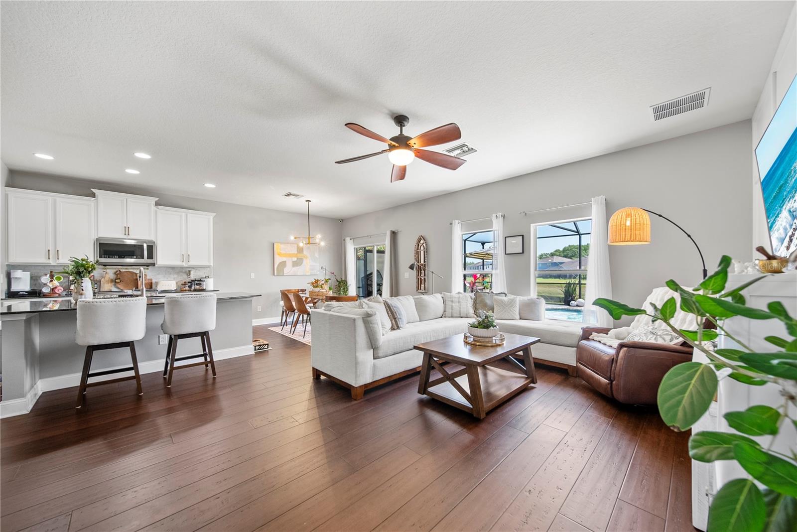 2829 MAPLE BROOK LOOP