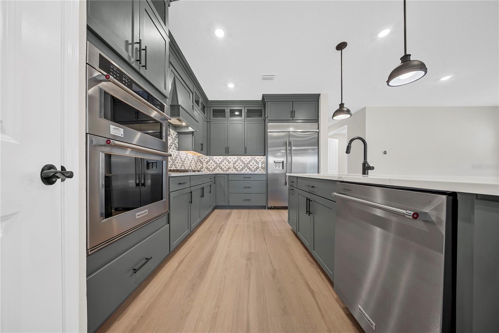 PARKVIEW RESERVE - Residential Lease