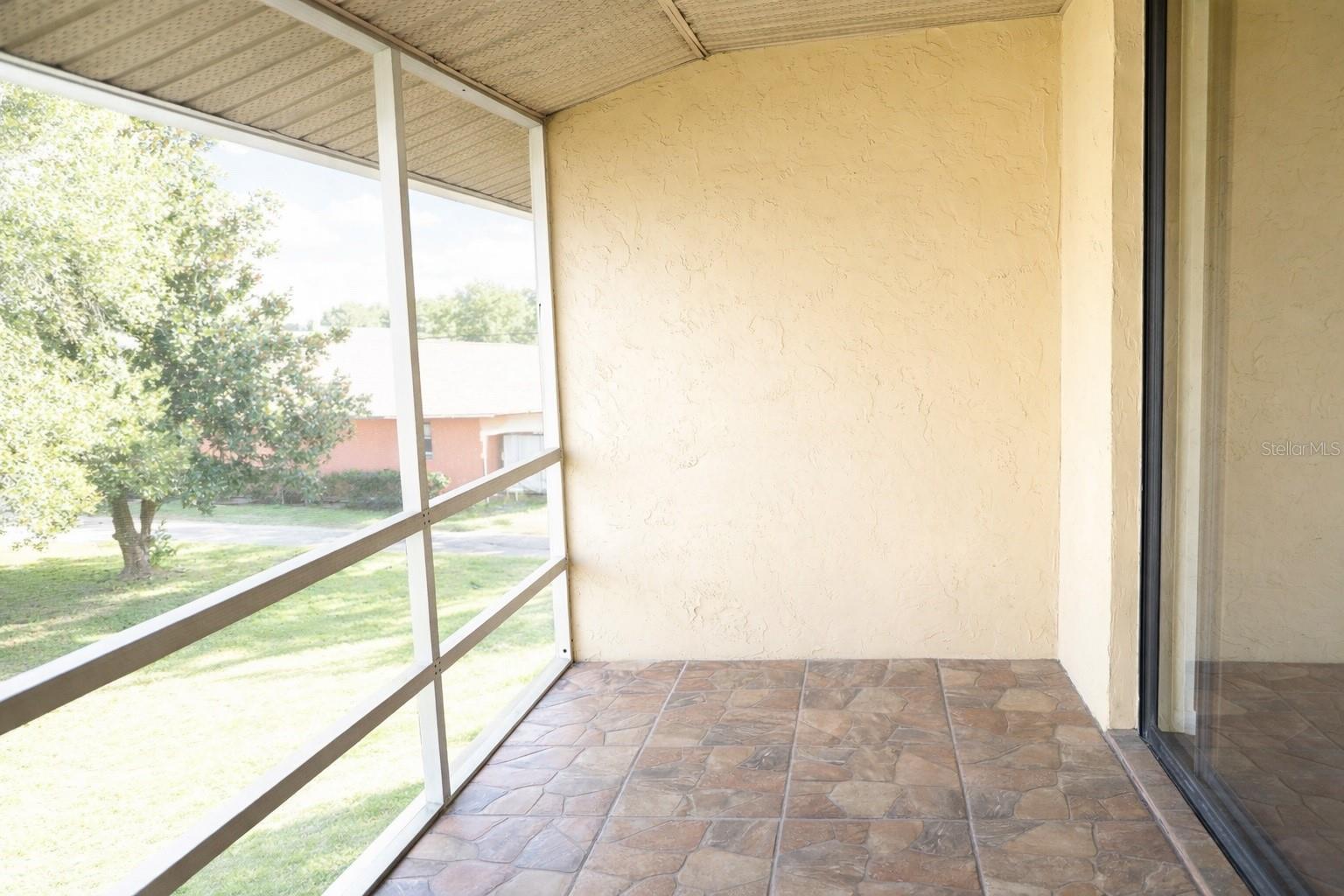 LAKE WALES VILLAGE CONDO - Residential