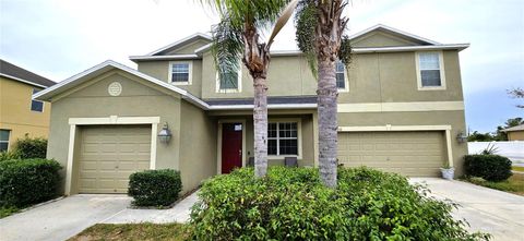 Photo of 2432 Cumberland Cliff Drive, Ruskin, FL 33570 (MLS # TB8419121)