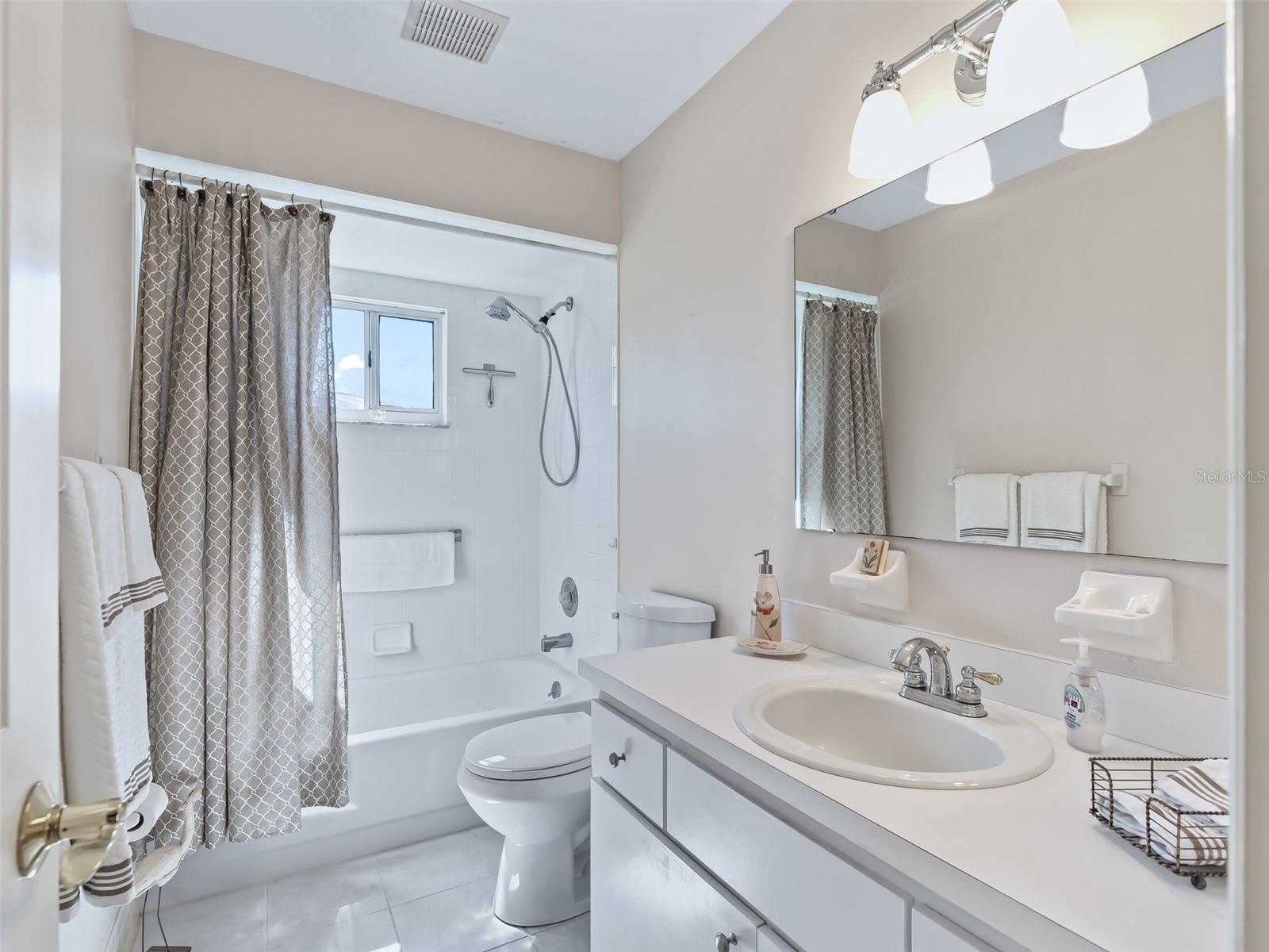 SPRUCE CREEK SOUTH 12 - Residential