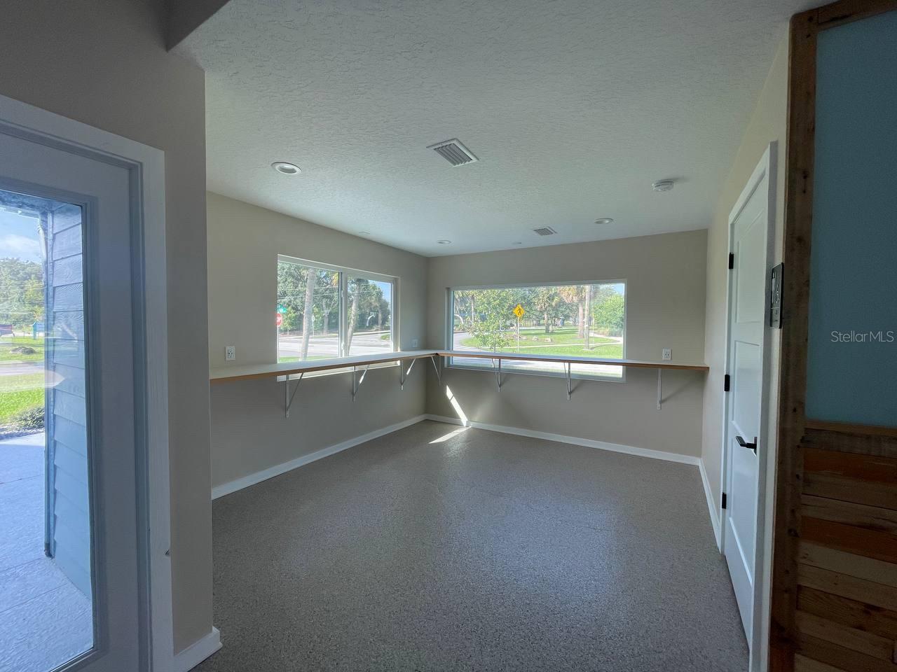 FAWN OAKS VILLAGE SUB - Commercial Sale