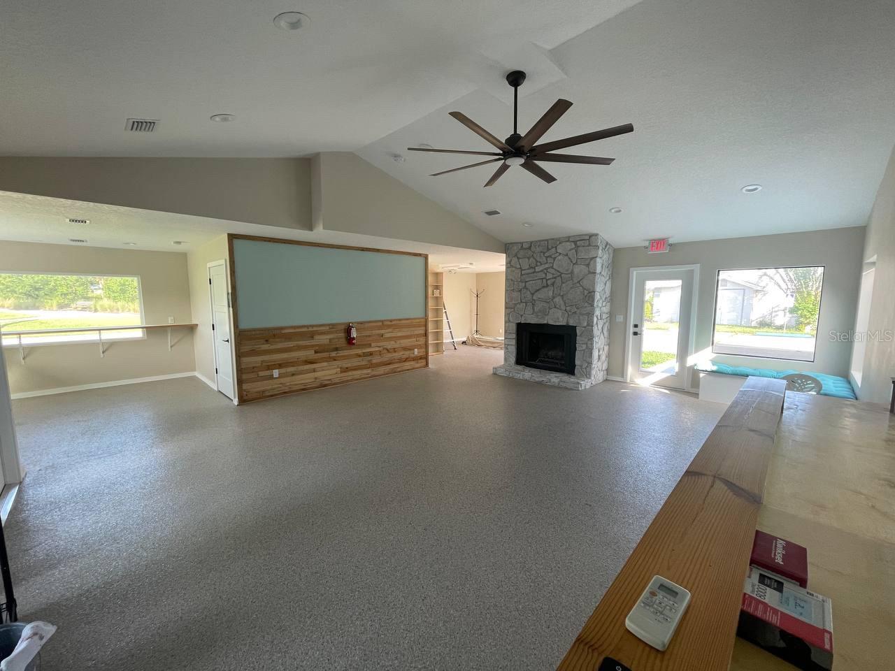 FAWN OAKS VILLAGE SUB - Commercial Sale