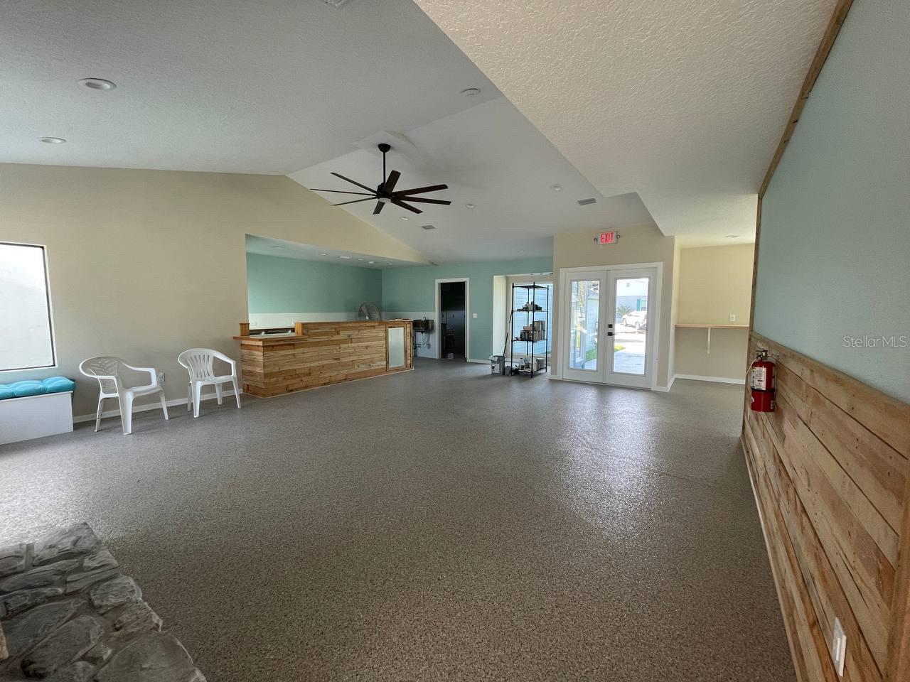 FAWN OAKS VILLAGE SUB - Commercial Sale