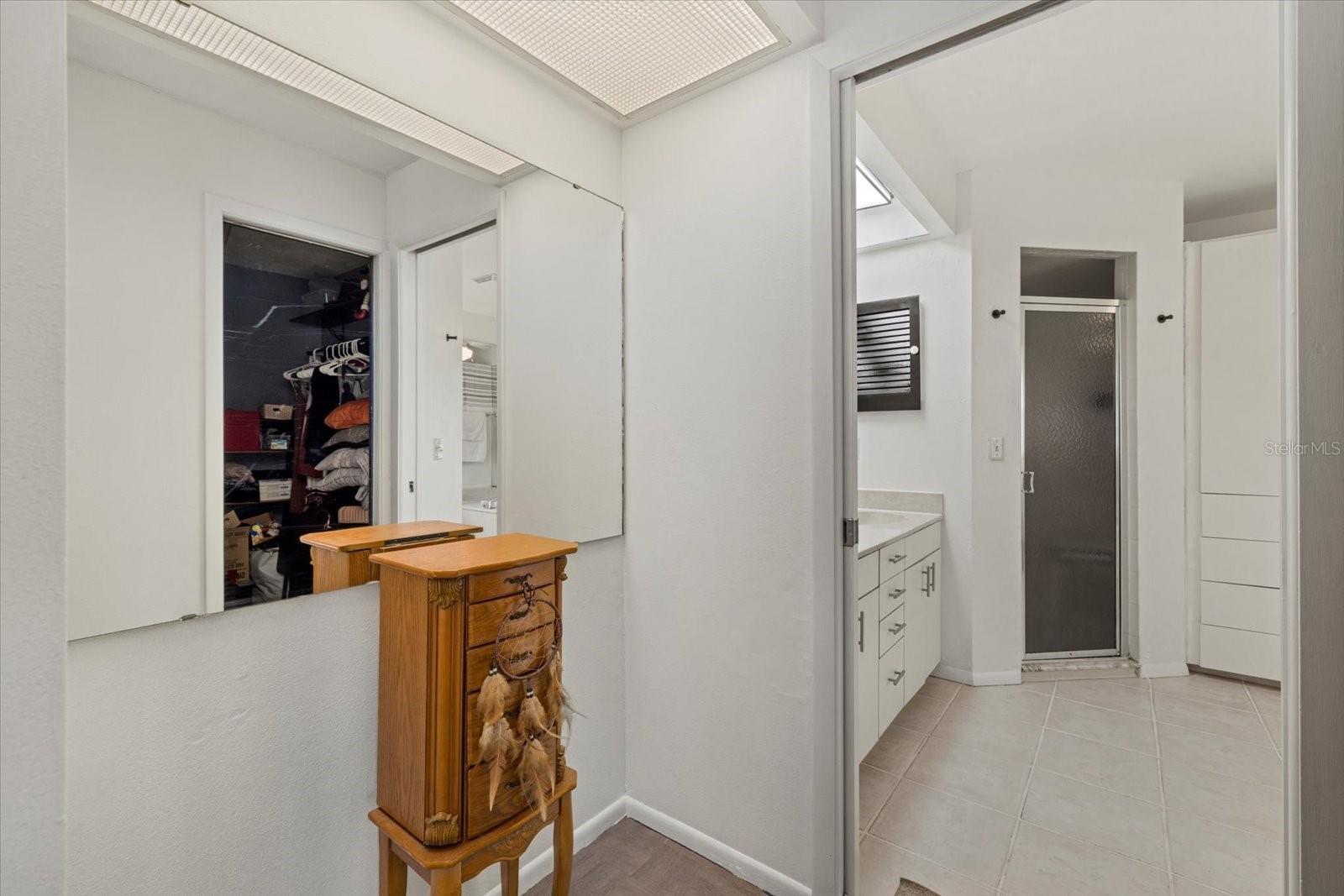 MANATEE OAKS - Residential