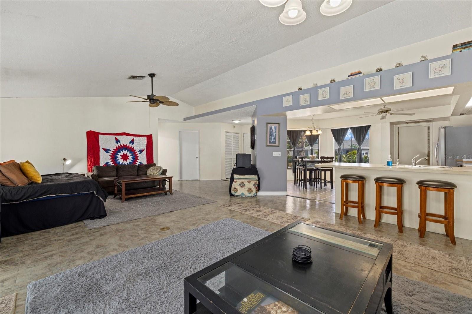 MANATEE OAKS - Residential