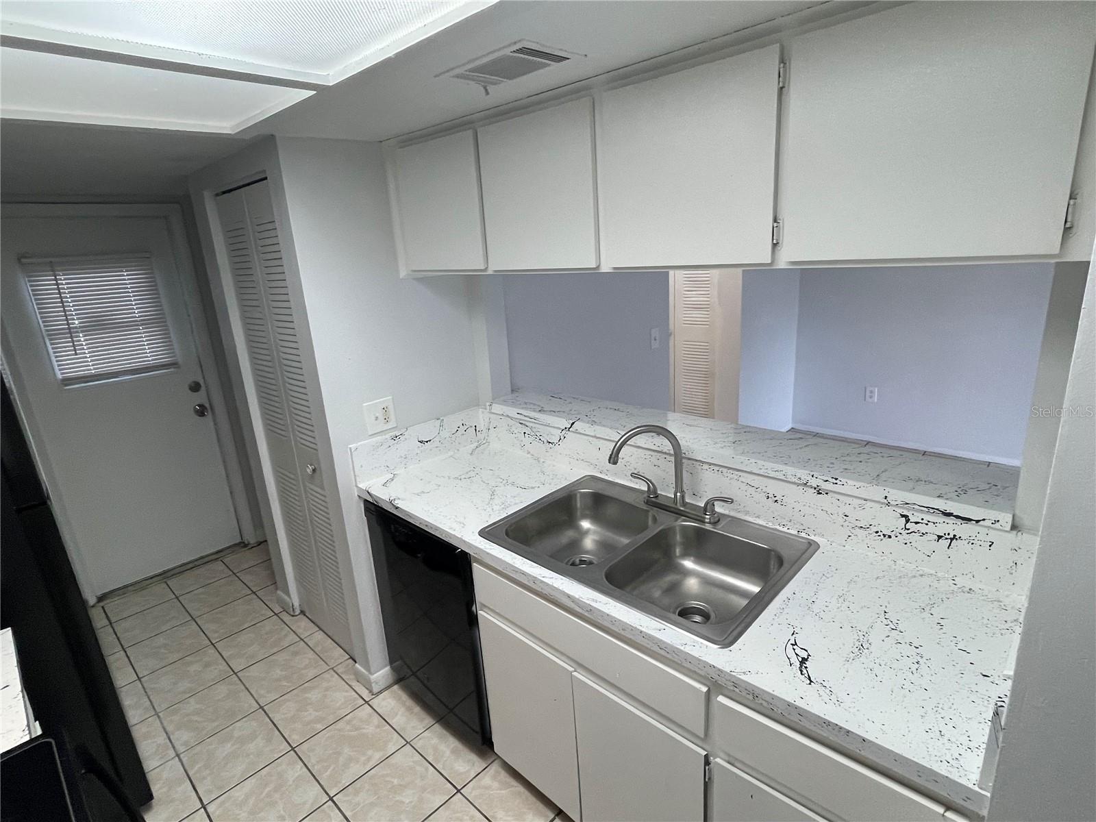 5003 TERRACE VILLAGE LANE