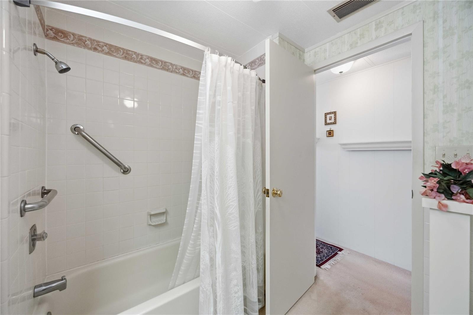 ALAMEDA ISLES - Residential
