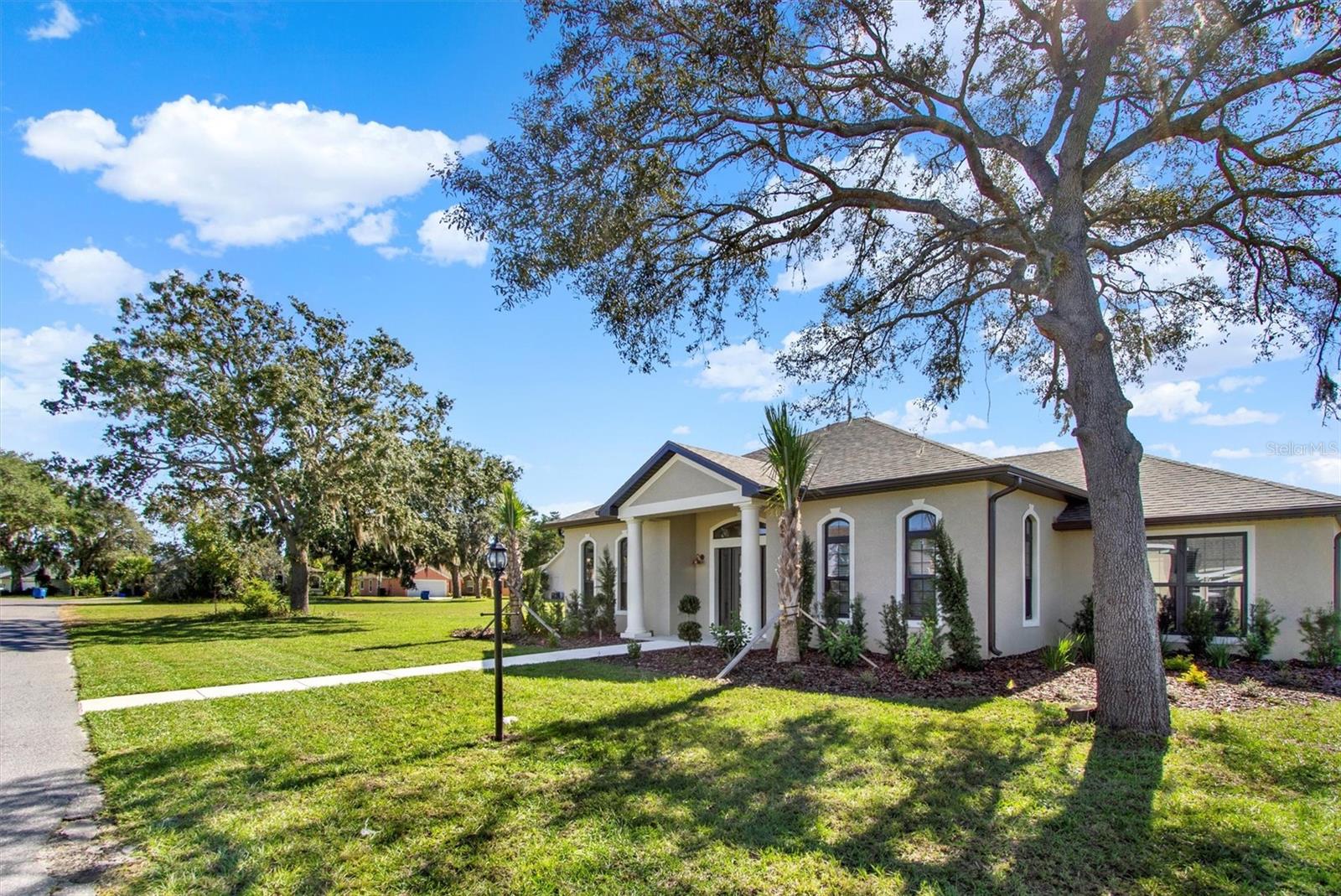 WHISP OAKS ESTATE PH 5-B - Residential Lease