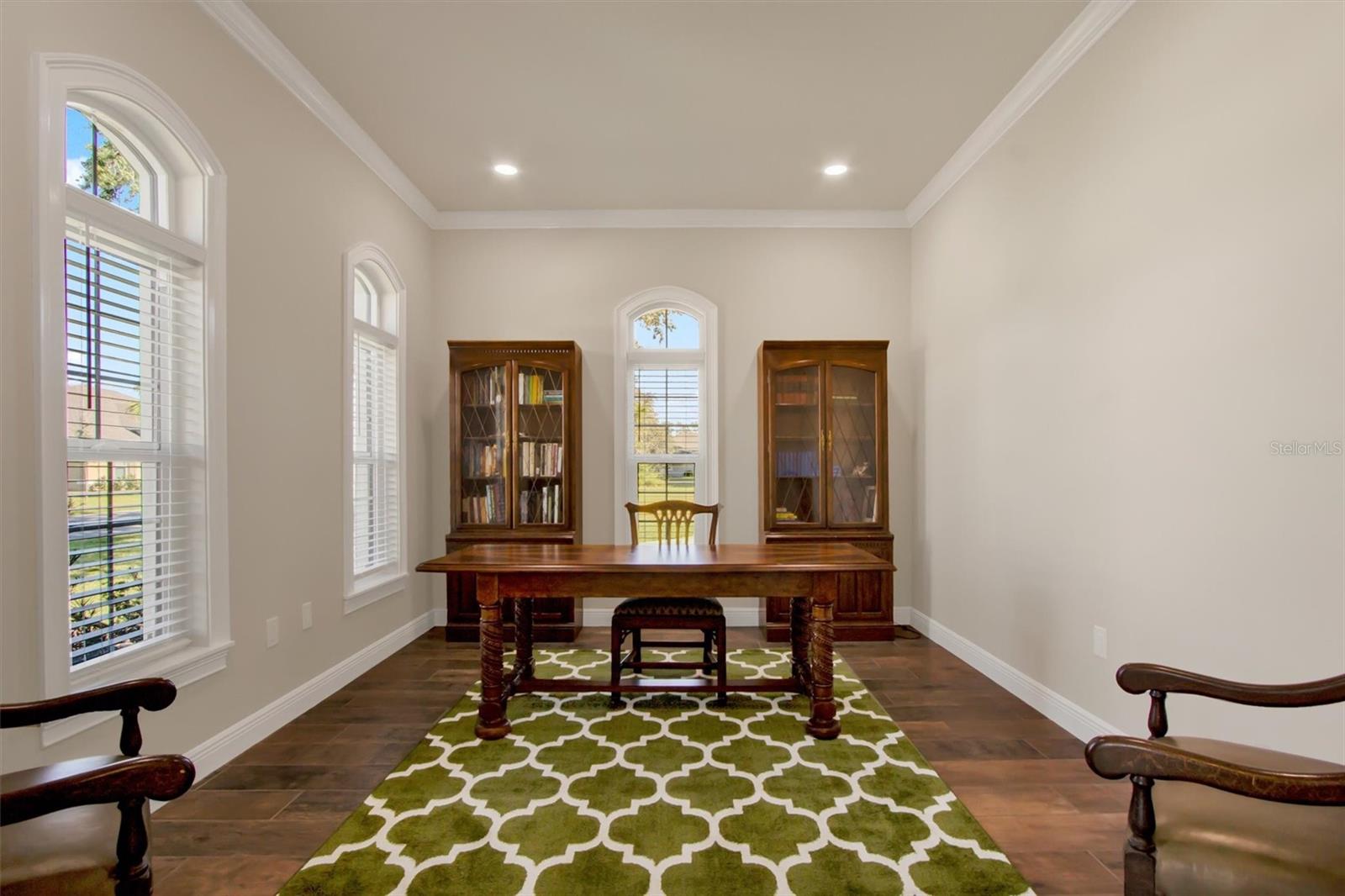 WHISP OAKS ESTATE PH 5-B - Residential Lease