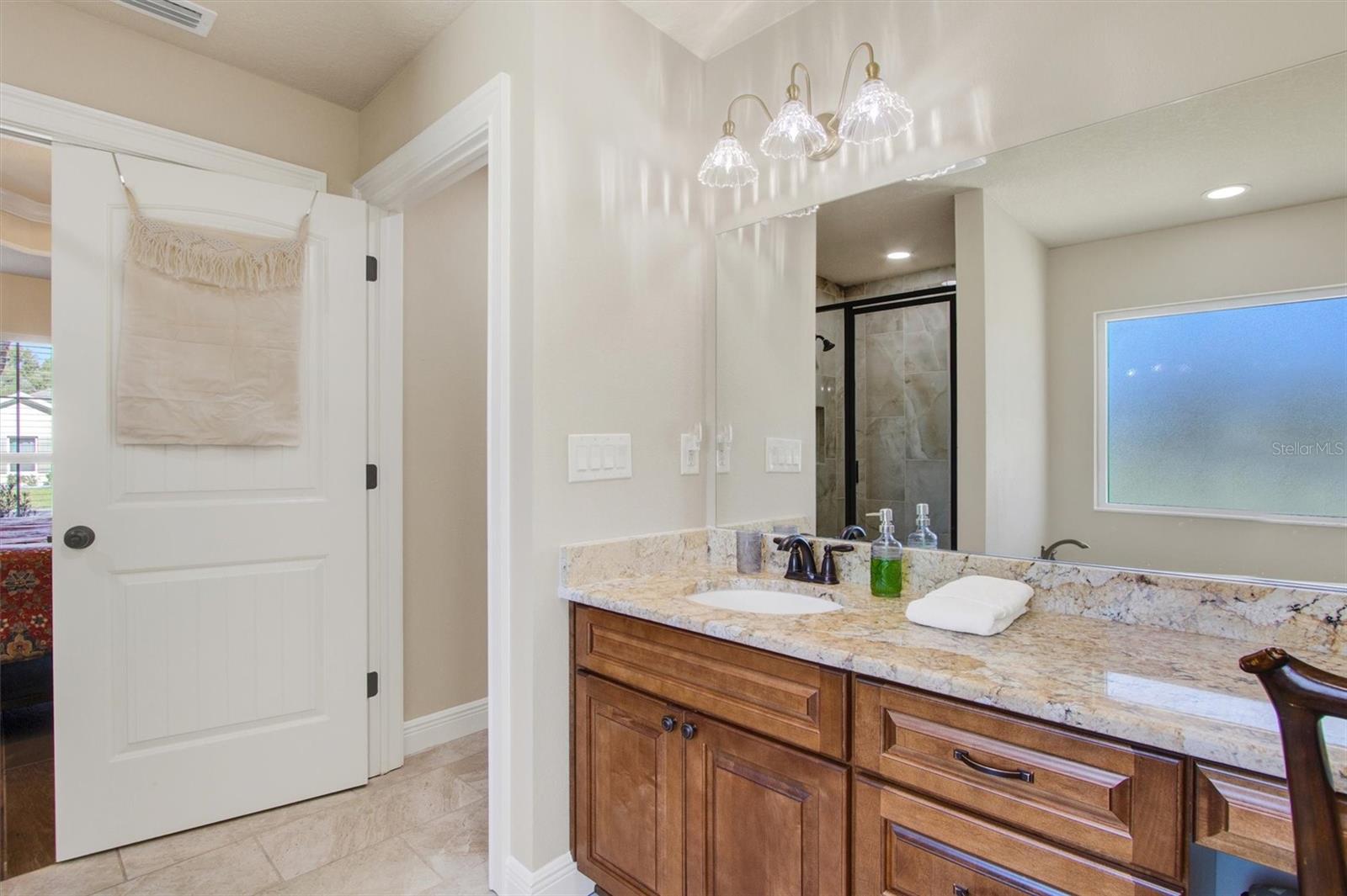 WHISP OAKS ESTATE PH 5-B - Residential Lease