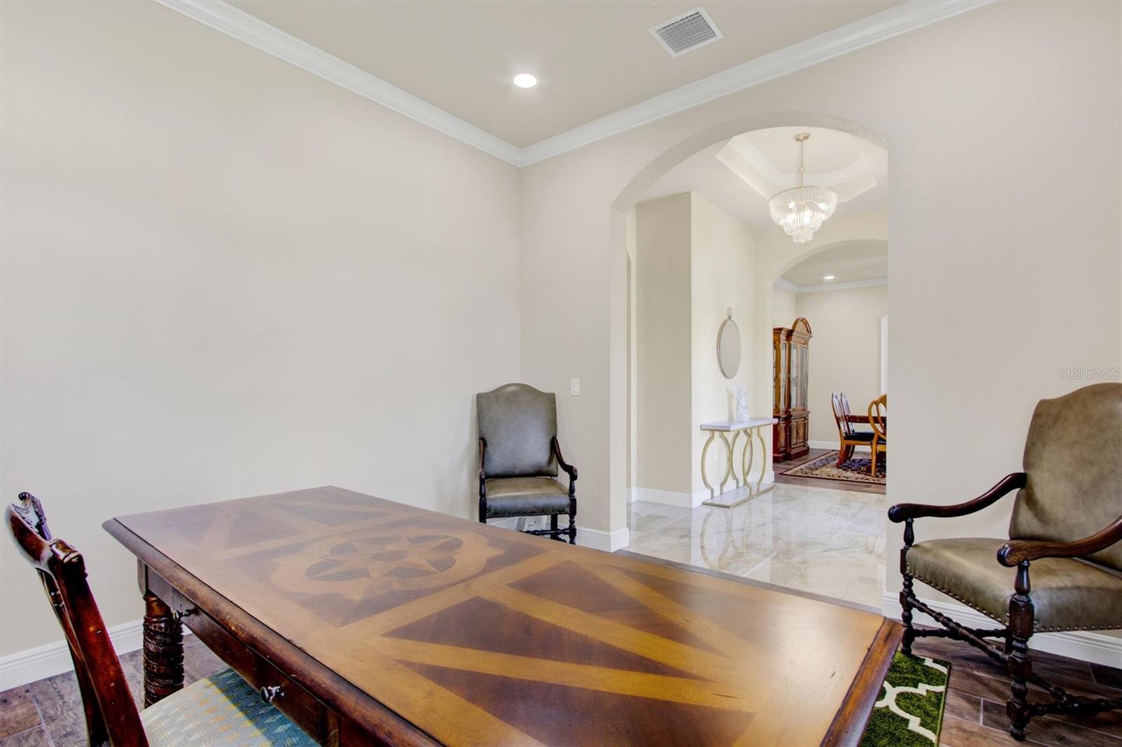 WHISP OAKS ESTATE PH 5-B - Residential Lease