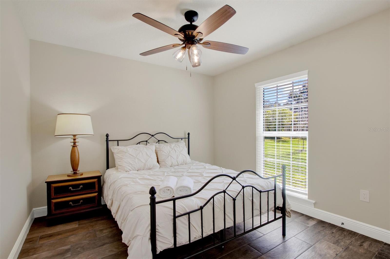 WHISP OAKS ESTATE PH 5-B - Residential Lease