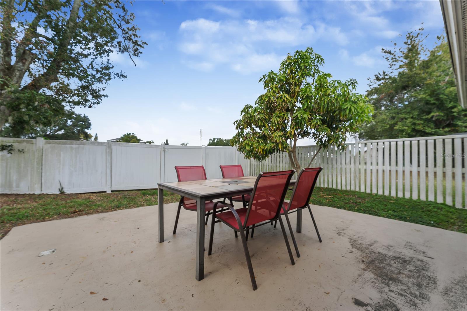 CURRY FORD WOODS - Residential