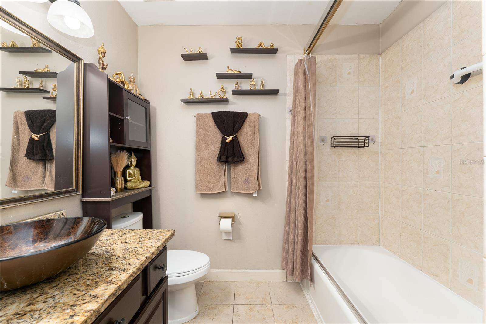 CURRY FORD WOODS - Residential