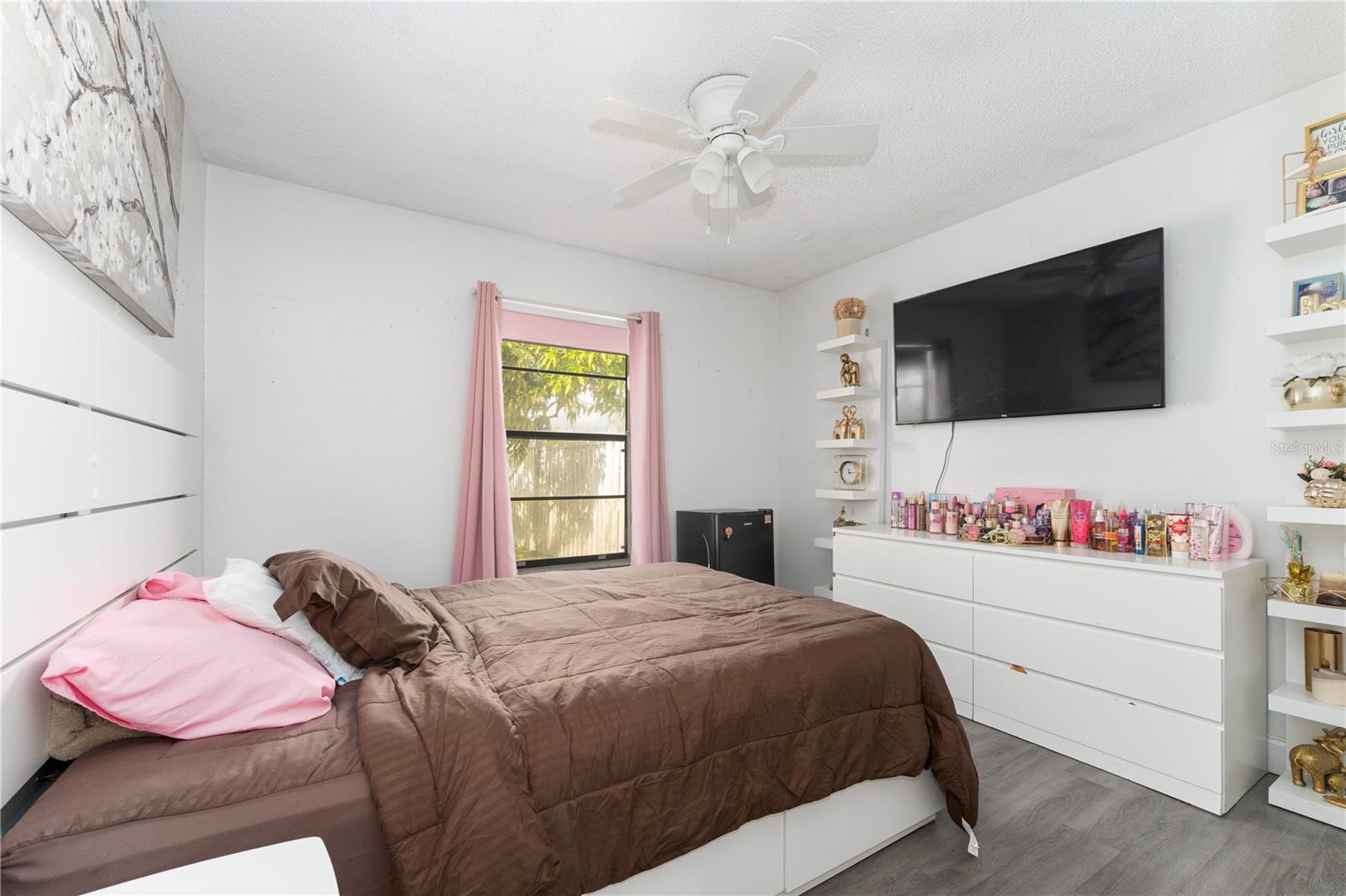 CURRY FORD WOODS - Residential