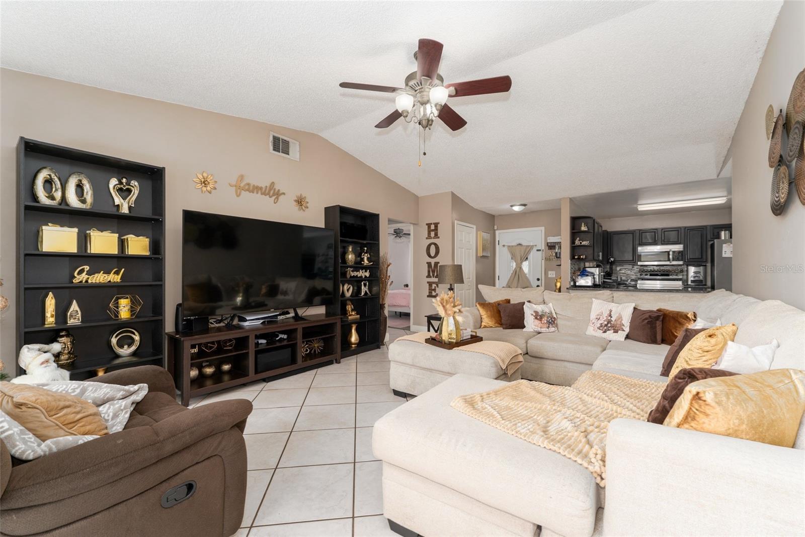 CURRY FORD WOODS - Residential