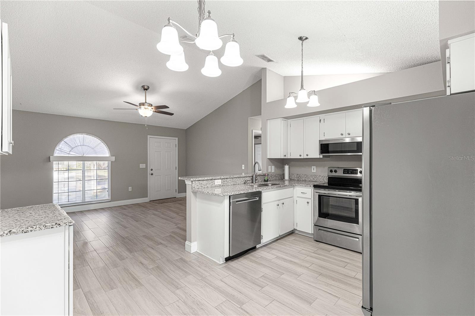 OCALA PALMS UN I - Residential