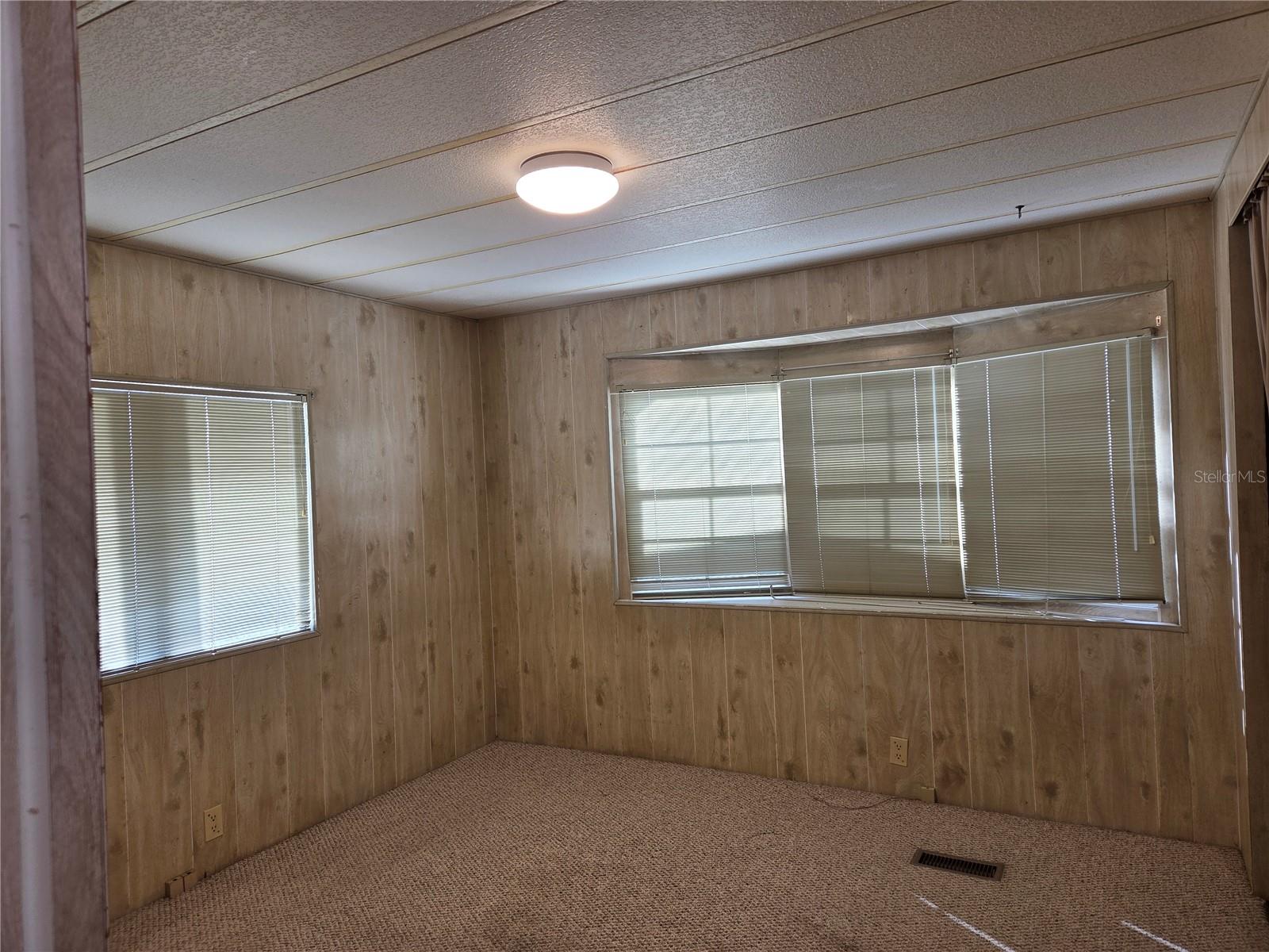 UNPLATTED - Residential Lease