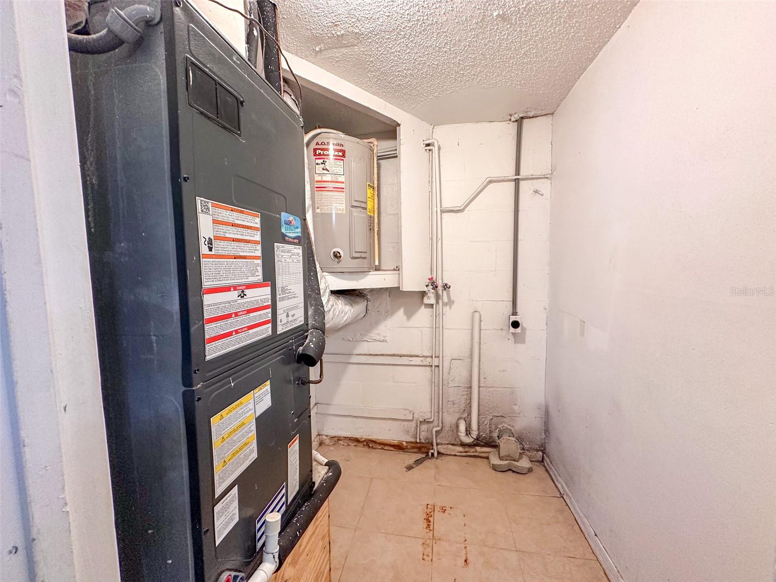 PALM TERRACE GARDENS - Residential