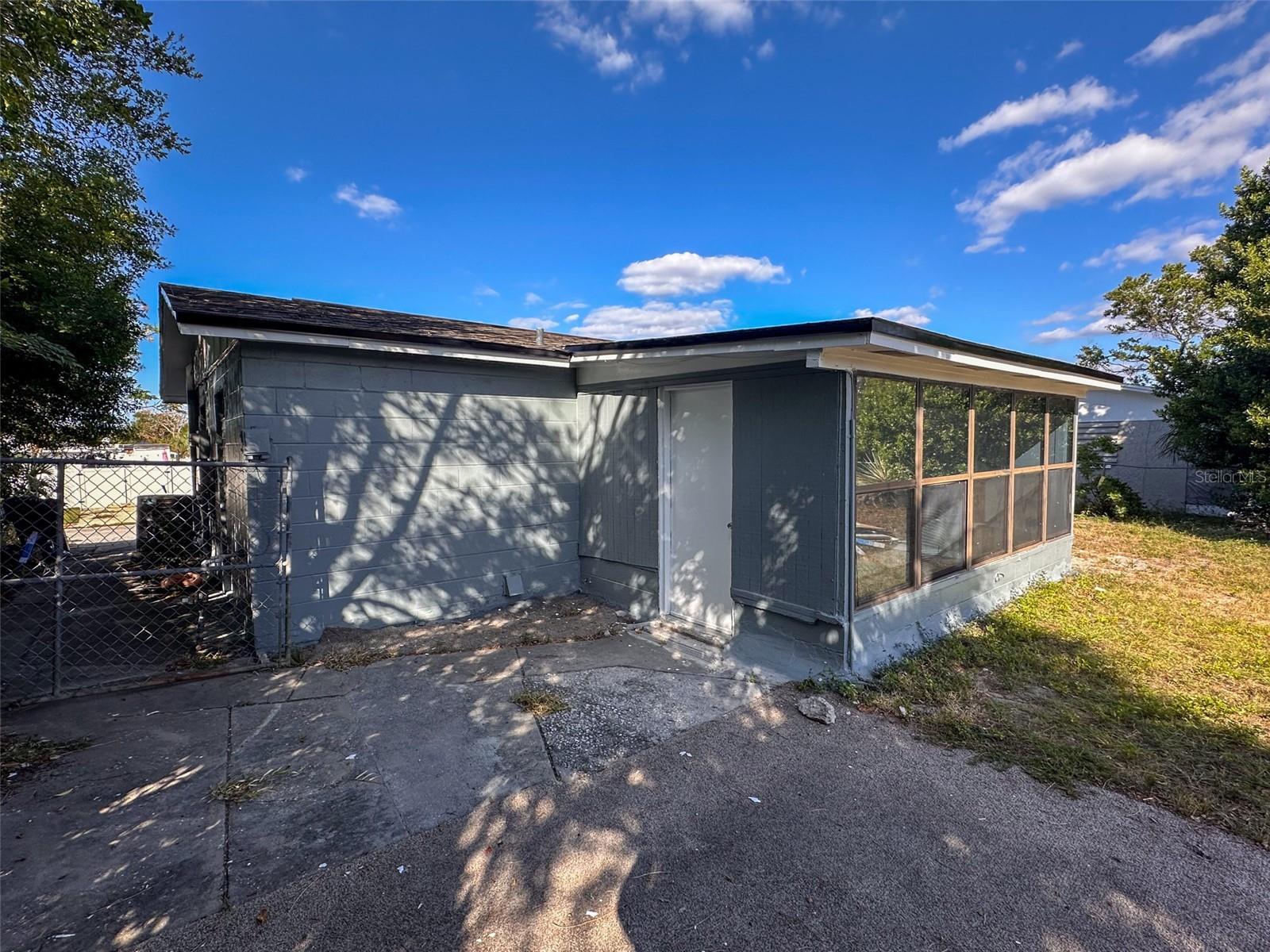 PALM TERRACE GARDENS - Residential