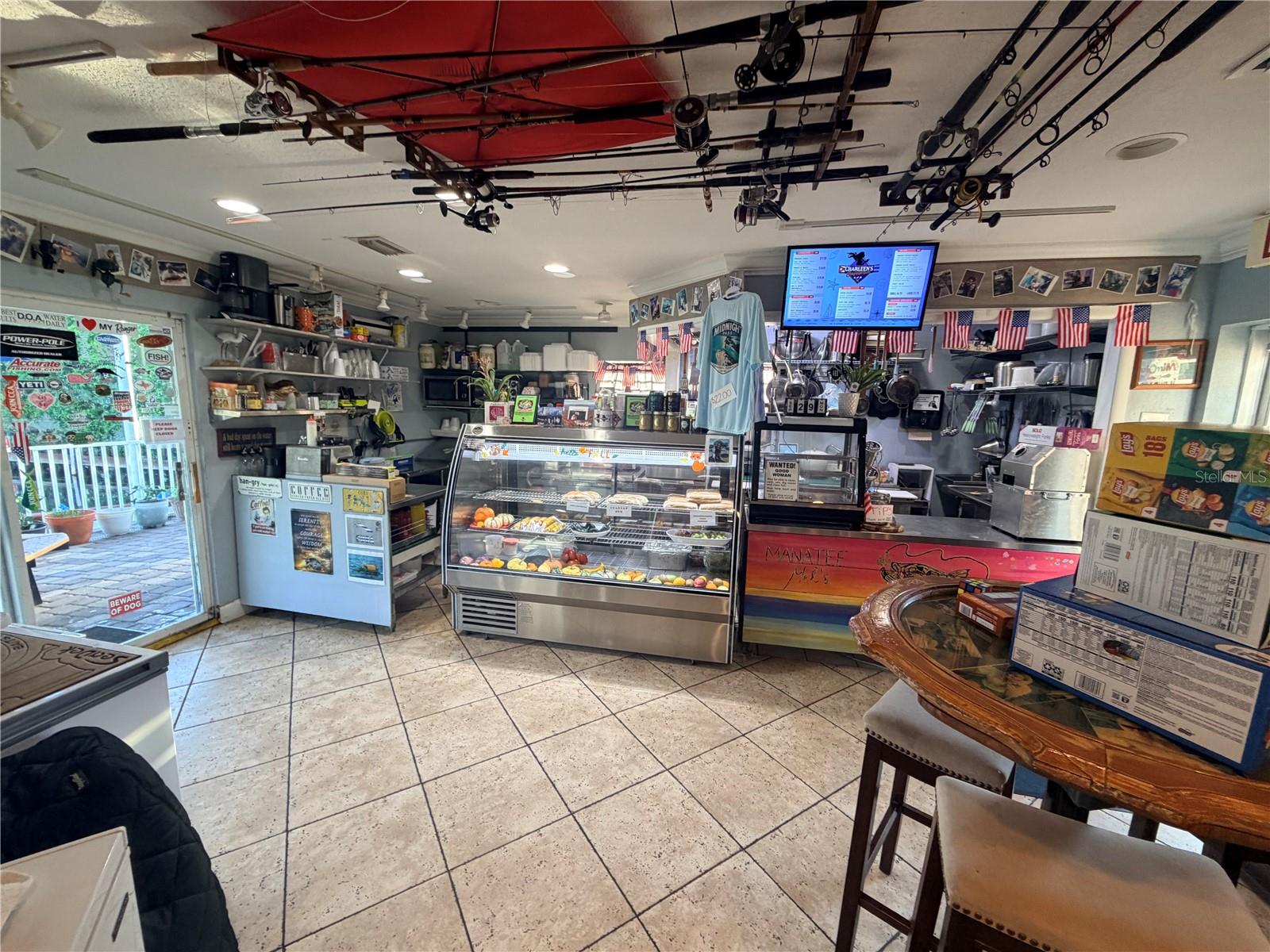 570 BLACKBURN POINT ROAD Siesta 25