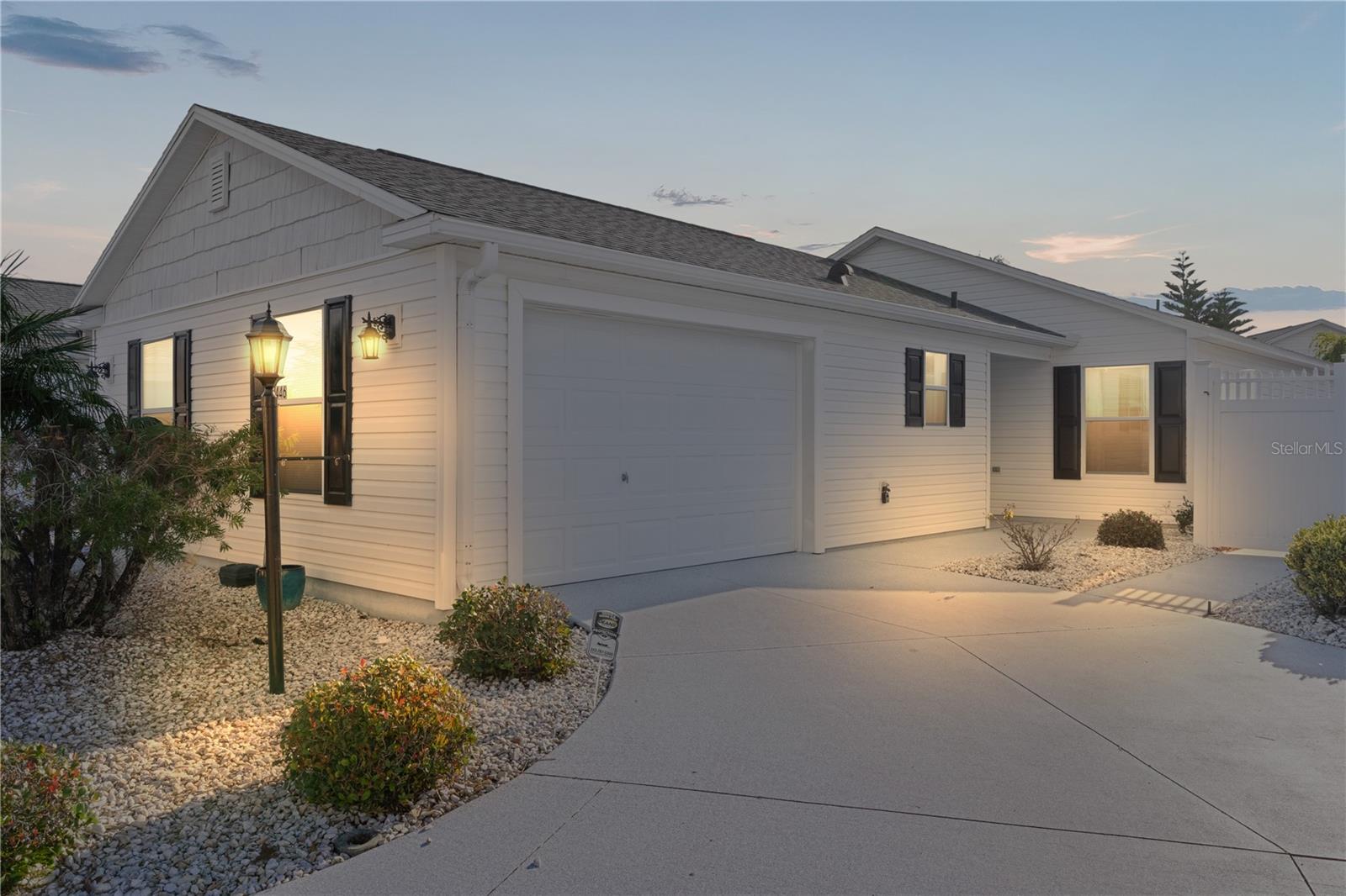 446 FLOSSMOOR COURT