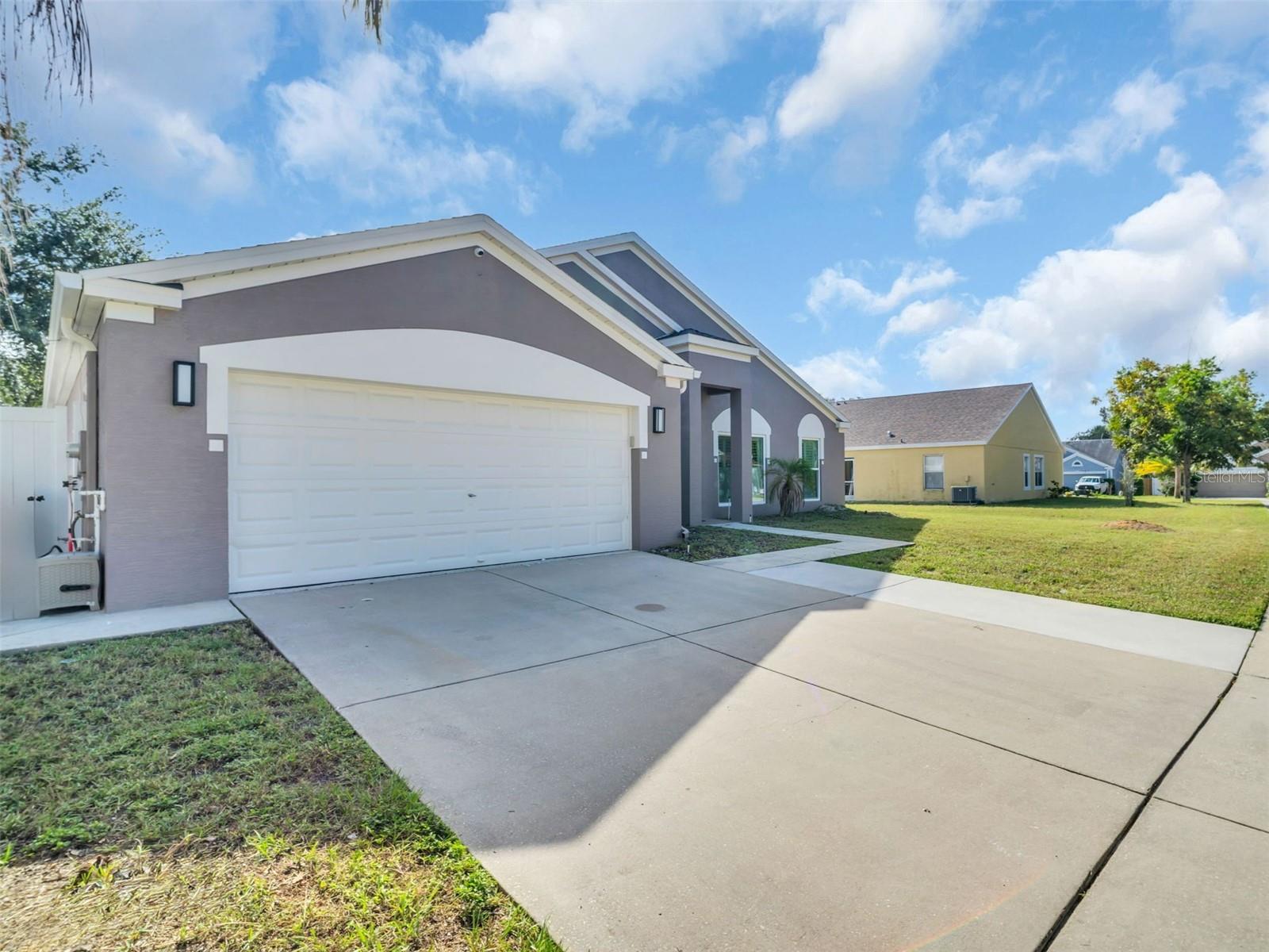 BRITTANY PARK - Residential
