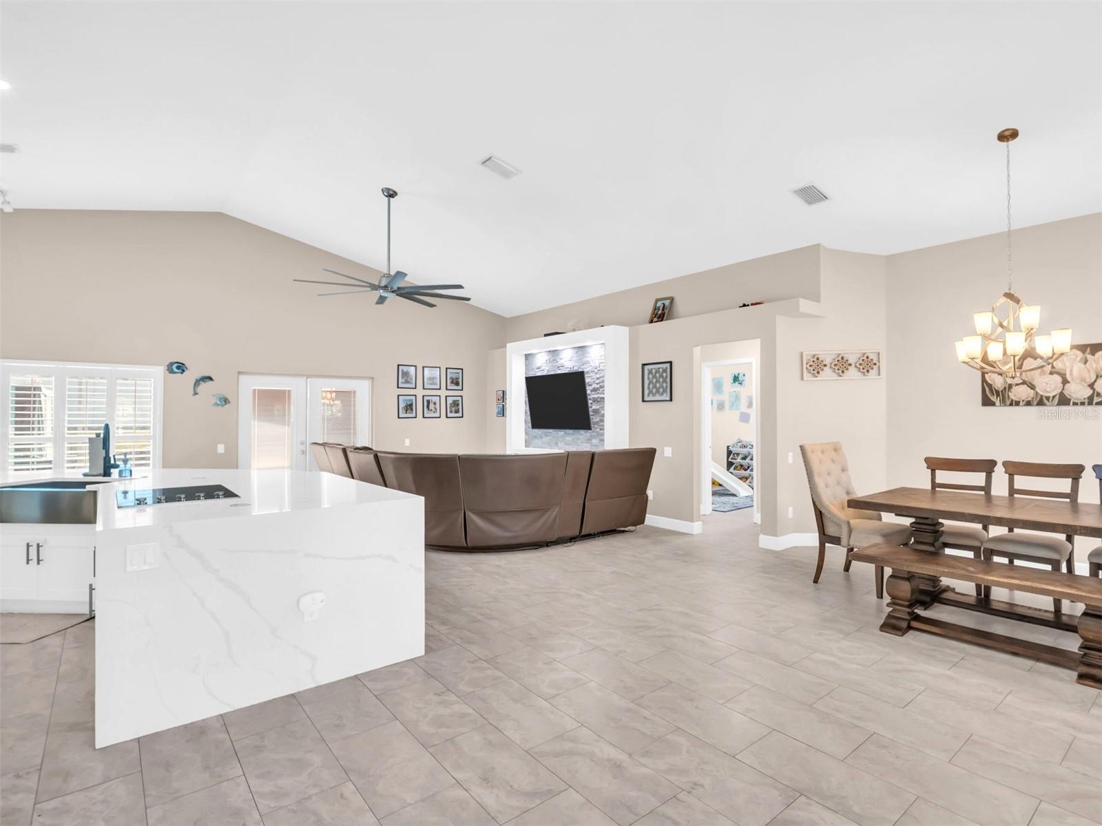 BRITTANY PARK - Residential
