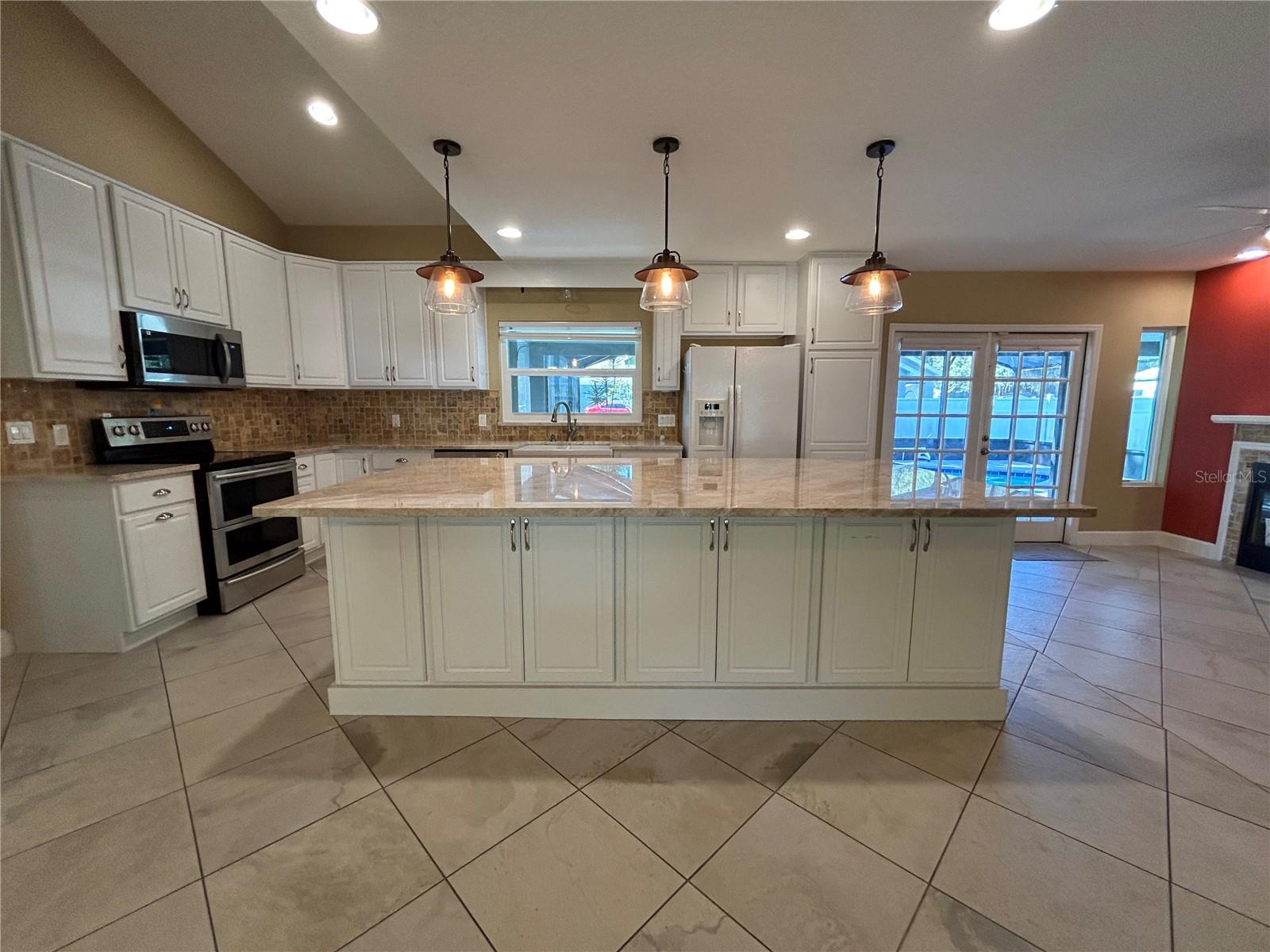 1809 KING JAMES ROAD